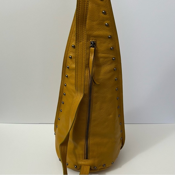 Patti for Hung on U - Yellow Leather Sling/Crossbody Bag - Picture 6 of 15